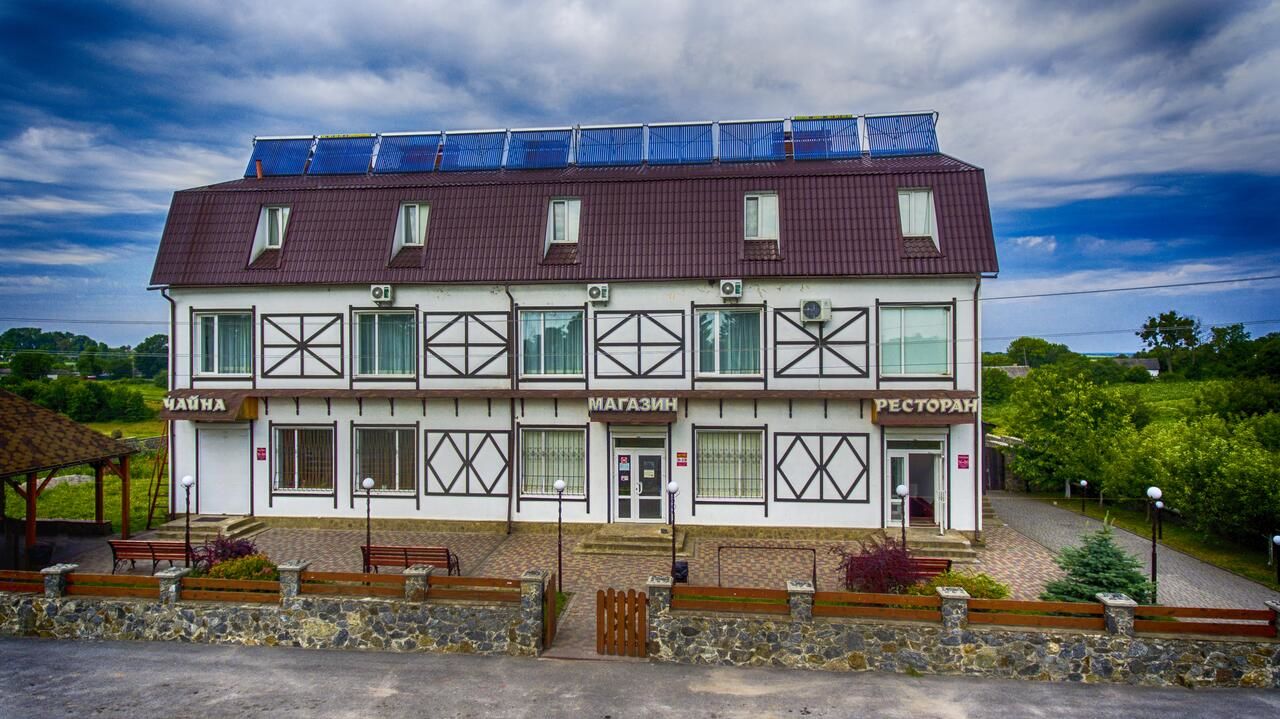 Отель Grand Village Plesna-4