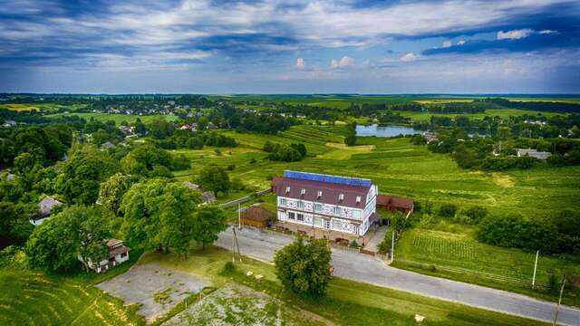 Отель Grand Village Plesna-15